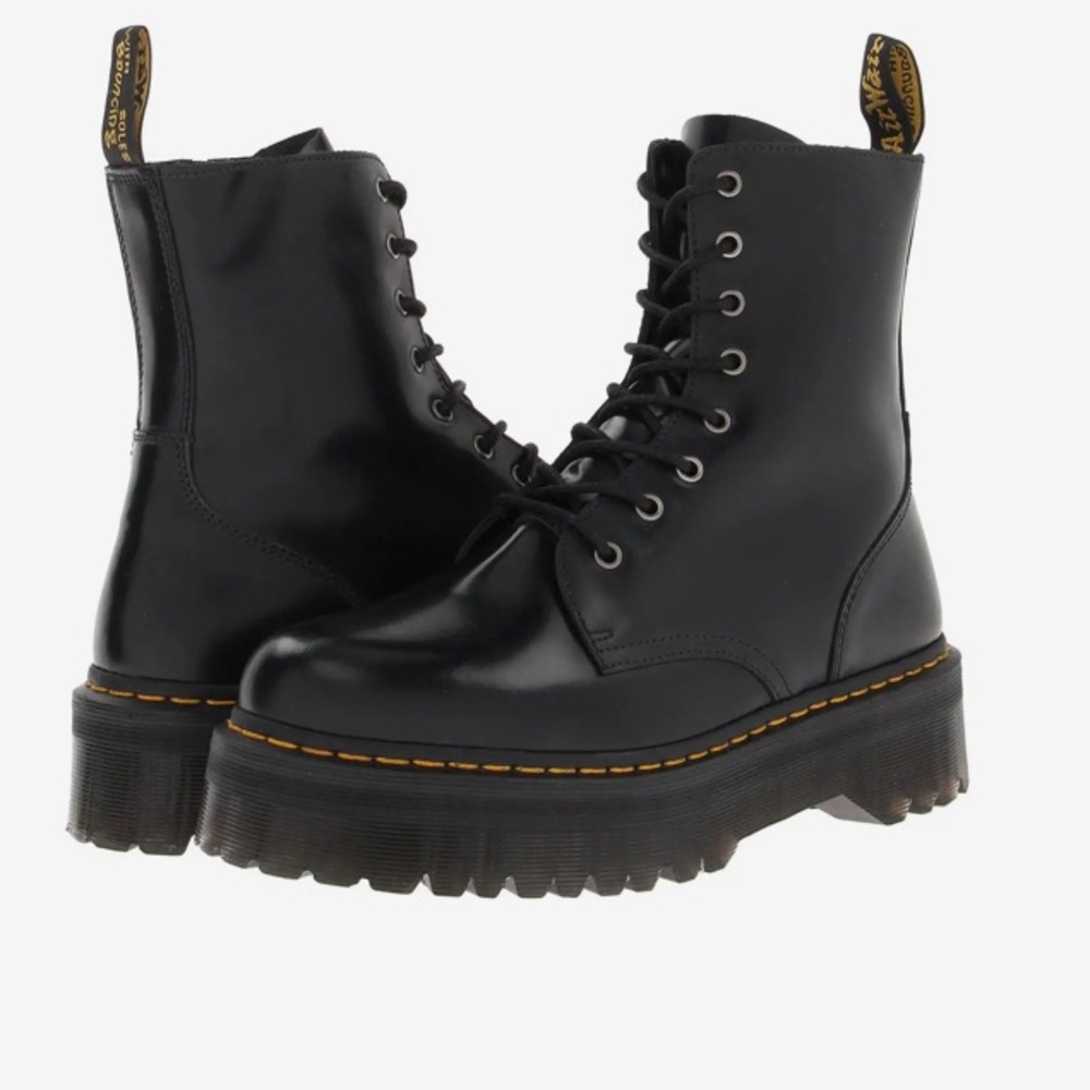 Dr. Martens Jadon 8-Eye Black Polished Smooth Platform Boot Women’s Sz 10
